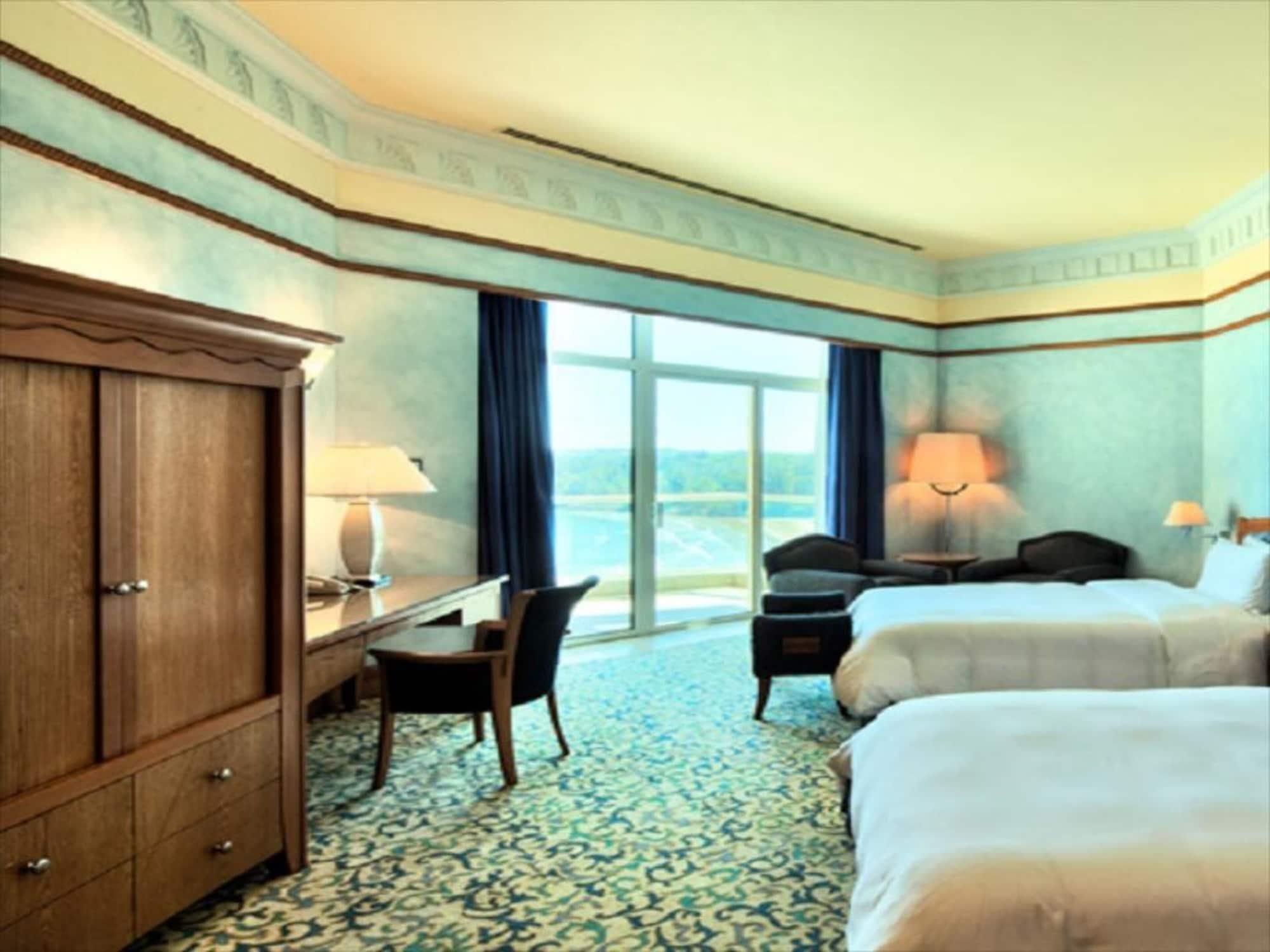 Empire Hotel And Country Club Brunei Bandar Seri Begawan Exteriör bild