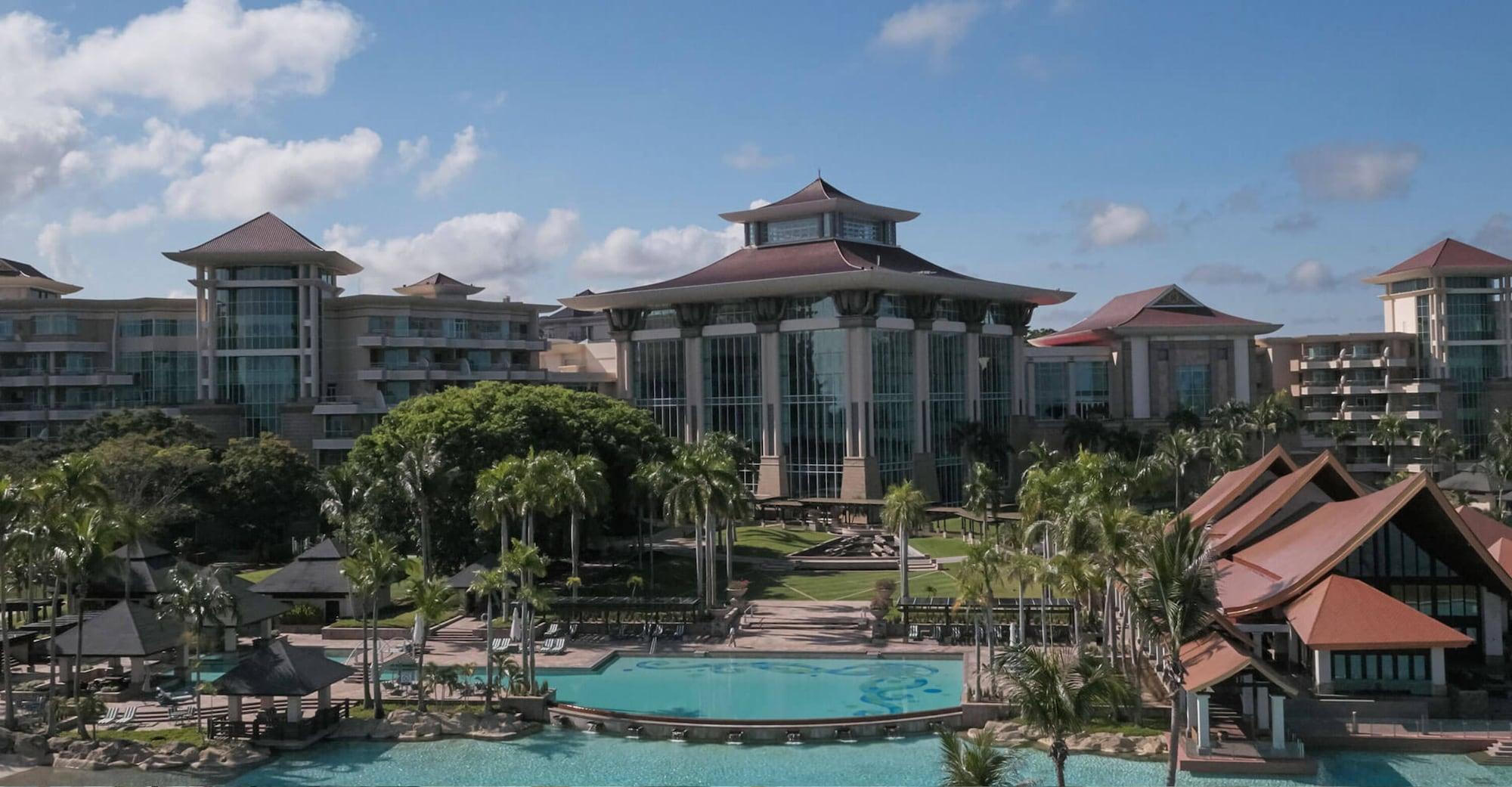 Empire Hotel And Country Club Brunei Bandar Seri Begawan Exteriör bild