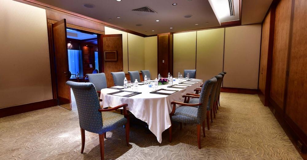 Empire Hotel And Country Club Brunei Bandar Seri Begawan Exteriör bild